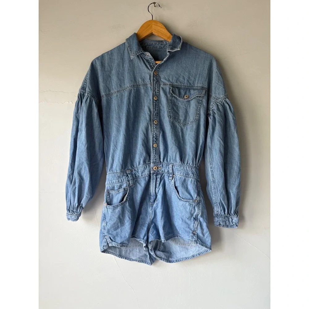 Free People Zodiac Medium Wash Chambray‎ Balloon Sleeve Romper Small